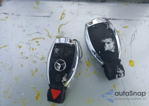 2012 Mercedes-Benz Glk 350 z USA, uszkodzony, nr VIN WDCGG5GB9CF875443